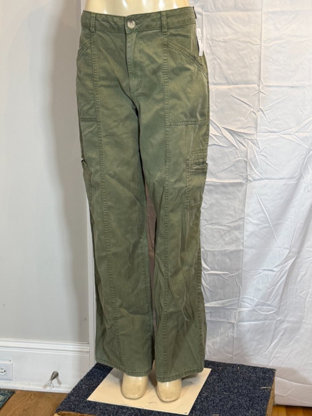 2 Pair of Maurices Hi Rise Baggy Cargo Pants Womens 12 NWT!